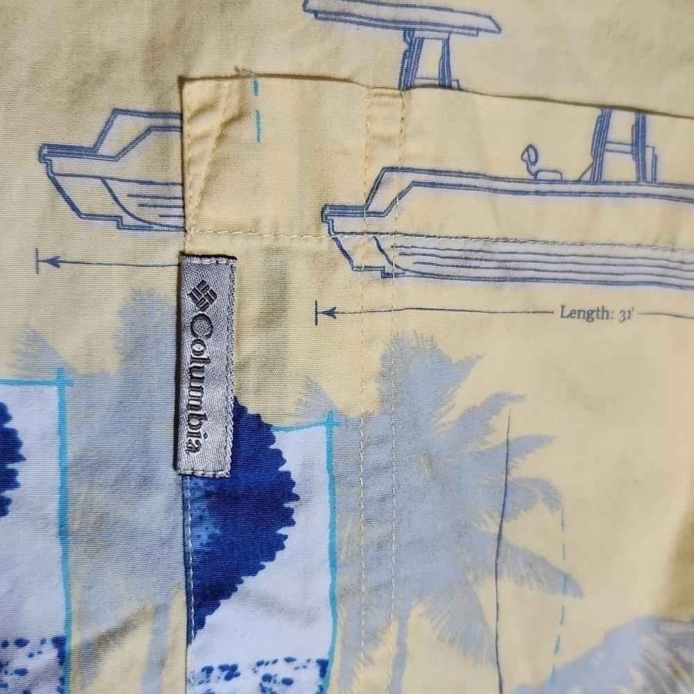 Columbia Shirt Fishing Boats Marlin Fish Pattern Size M Short Sleeve Yellow